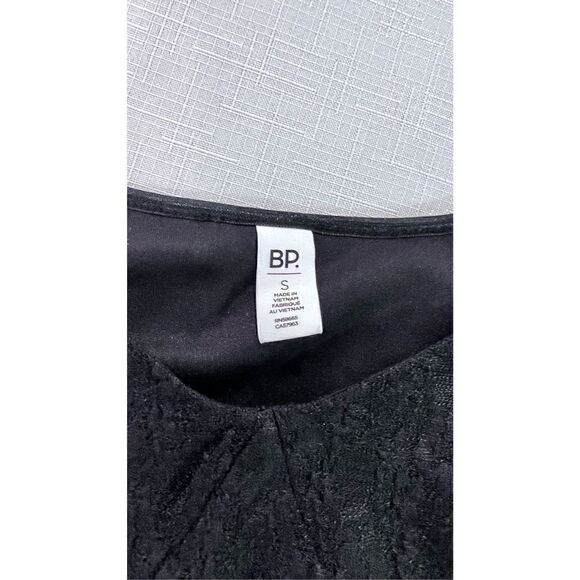 BP. Women's Off-the-Shoulder Textured Ruffle Lace Crop Top Black Size Small NWT - Picture 5 of 12